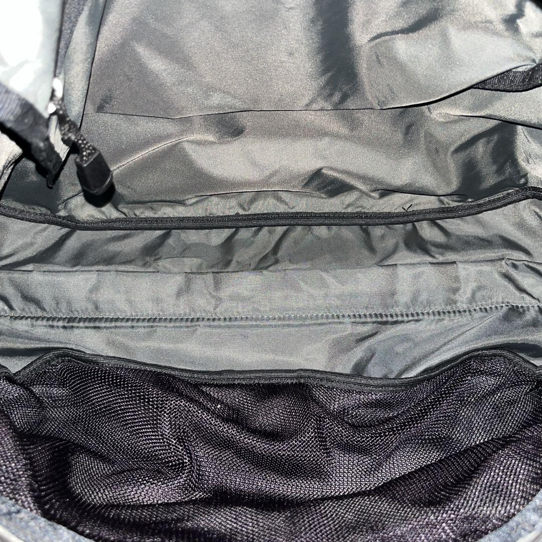 シャネル　スポーツライン　メッセンジャーバッグ　ココマーク　黒　y2k 00s