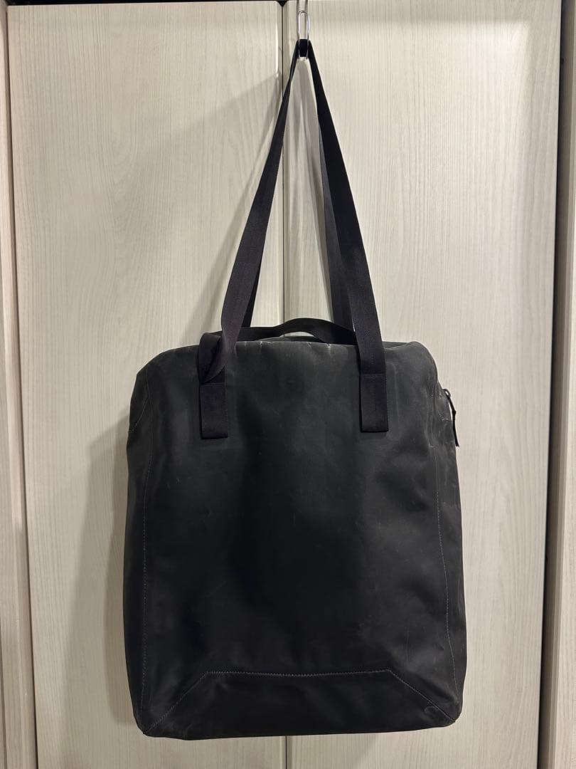 バッグ Veilance tote bag