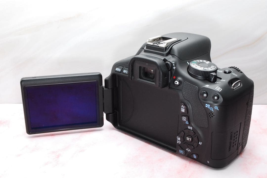 画面反転可能❣️Canon Kiss X5★手ぶれ補正★超望遠レンズ付き