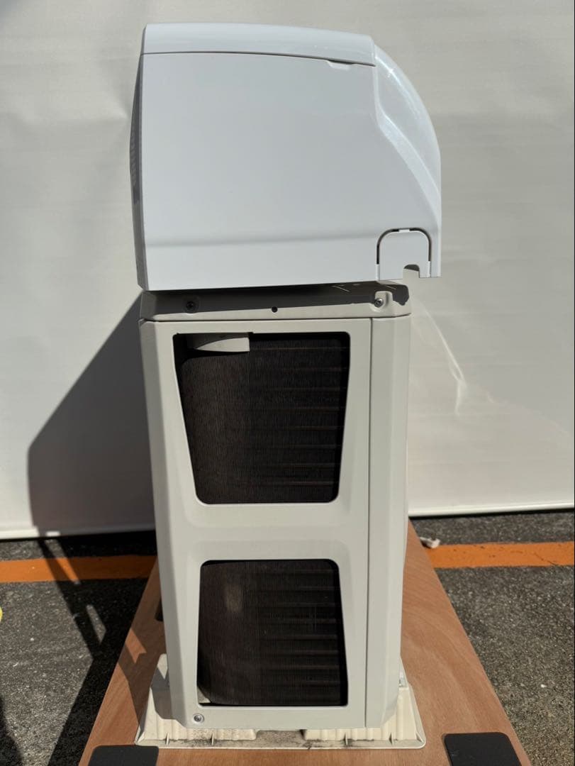 大阪府限定　アイリスオーヤマ　IHF-2505G 8〜10畳　エアコン　取付込み