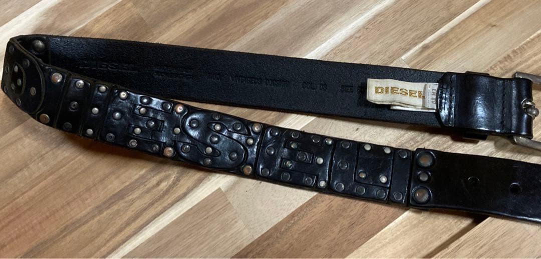 ディーゼル スタッズ 本革 黒 80