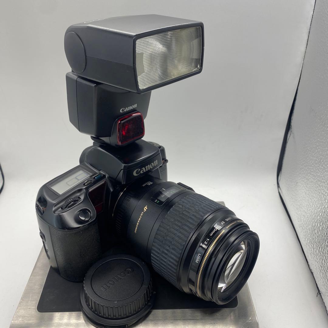 Canonカメラ　レンズ　ストロボ　セルフ