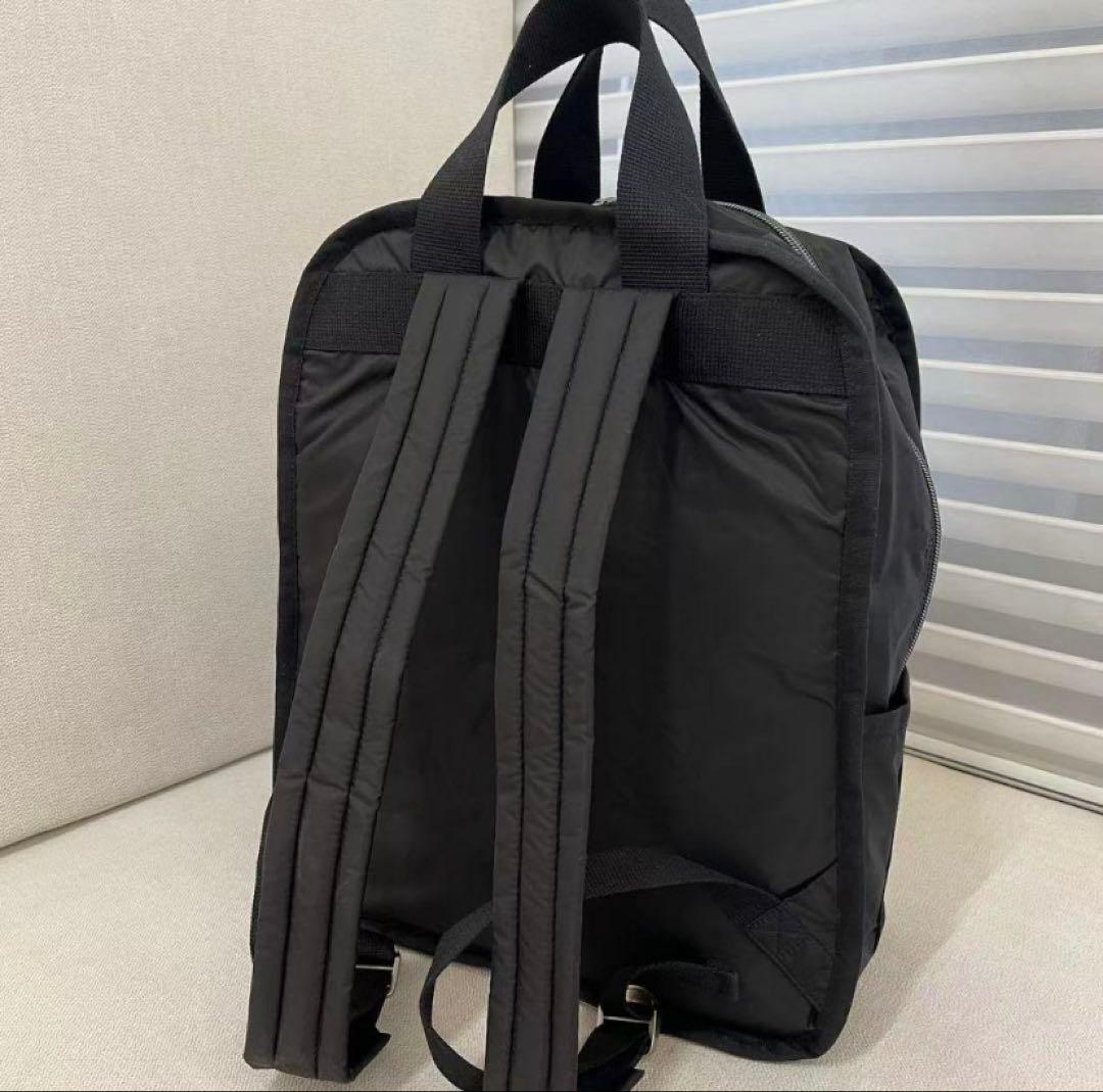 レスポートサック　リュックサック　ブラック　エッセンシャル　超軽量　バックパック