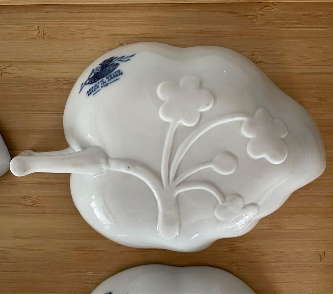 ☆未使用☆アーティスティックセイトー•フラワーチャイルド/リーフ型ディッシュ☆