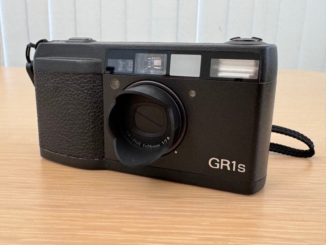 美品 液晶良好 完動品 RICOH リコー GR1S 箱、取説、フードあり