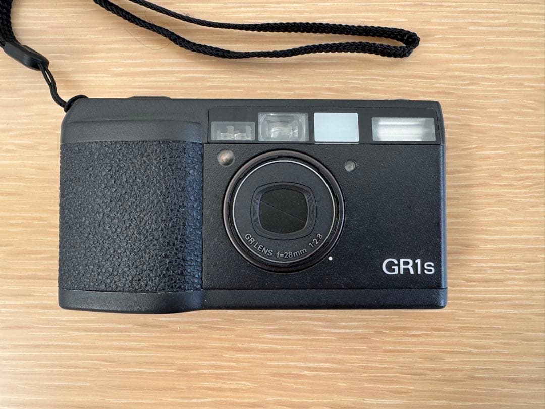 美品 液晶良好 完動品 RICOH リコー GR1S 箱、取説、フードあり