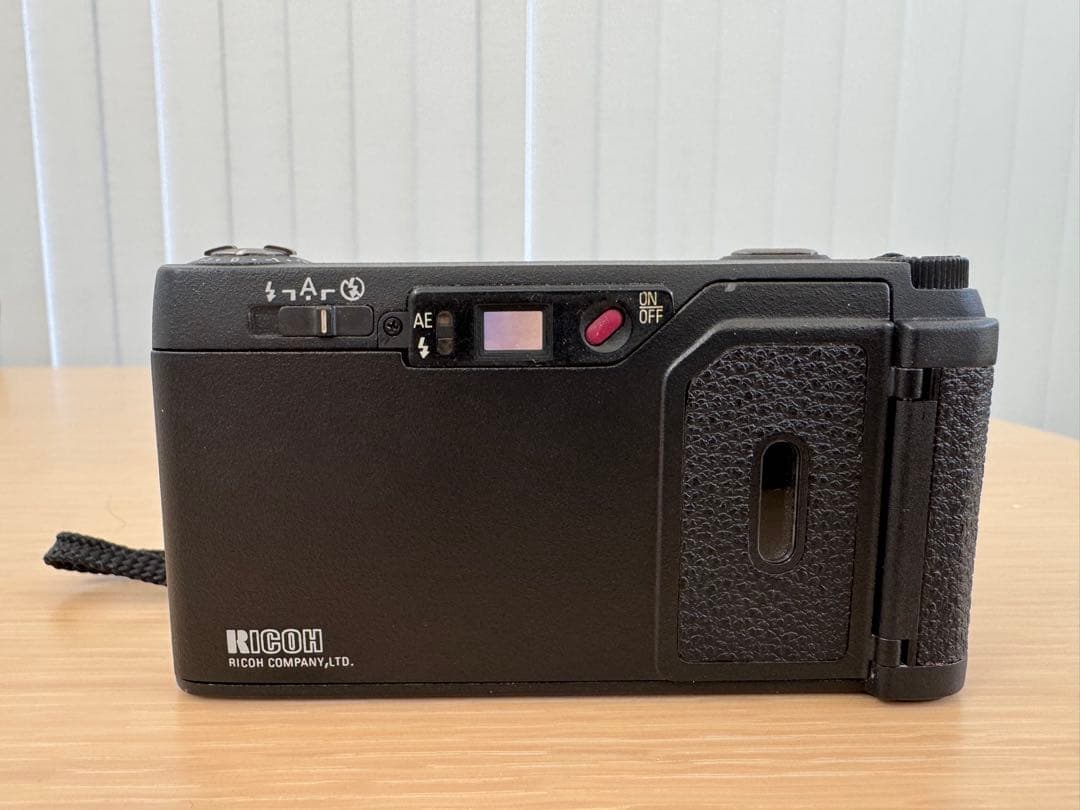 美品 液晶良好 完動品 RICOH リコー GR1S 箱、取説、フードあり