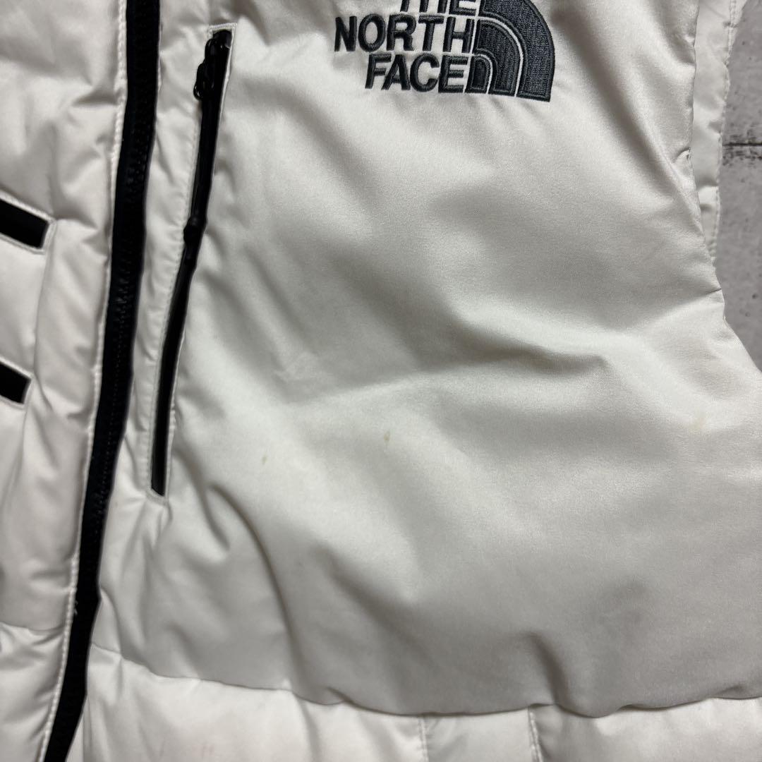 【R.D.Sダウン】ノースフェイス フード付きダウンベスト ホワイト