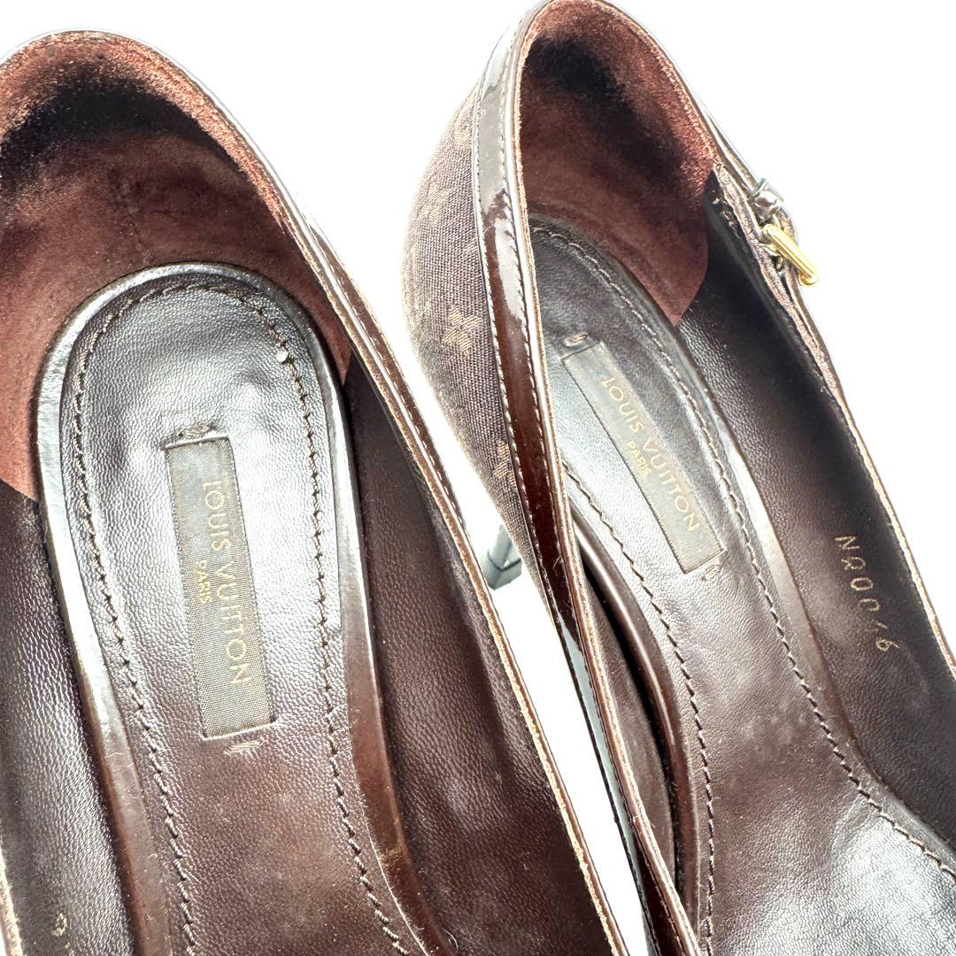 23cm　LOUIS VUITTON ルイヴィトン　モノグラム　パンプス