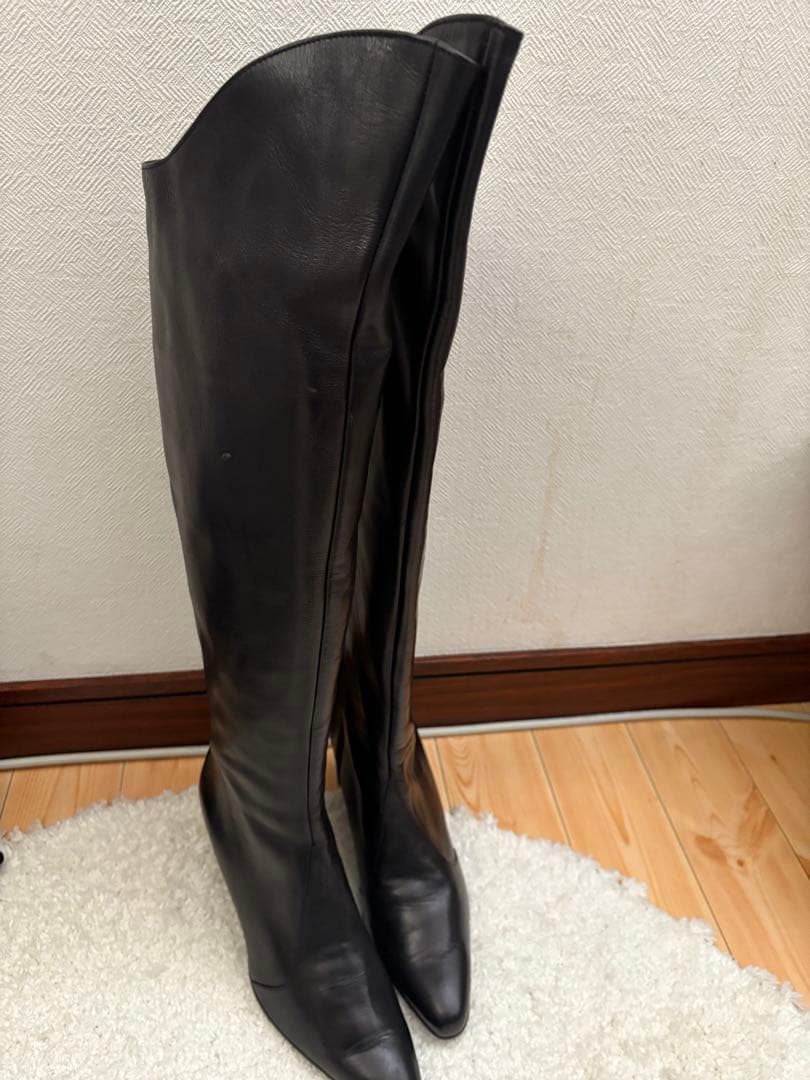 本革　ブラック　ニーハイブーツ 低ヒール
