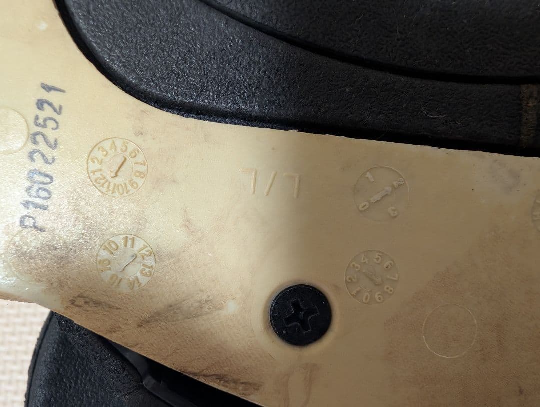 BURTON Malavita EST Lサイズ　バートン　マラビータ