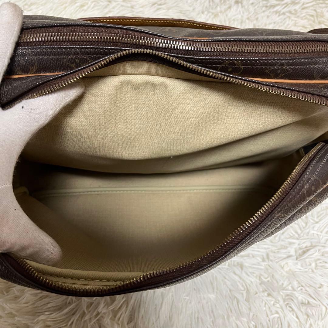 Louis Vuitton メッセンジャーバッグ リポーター　SP1021