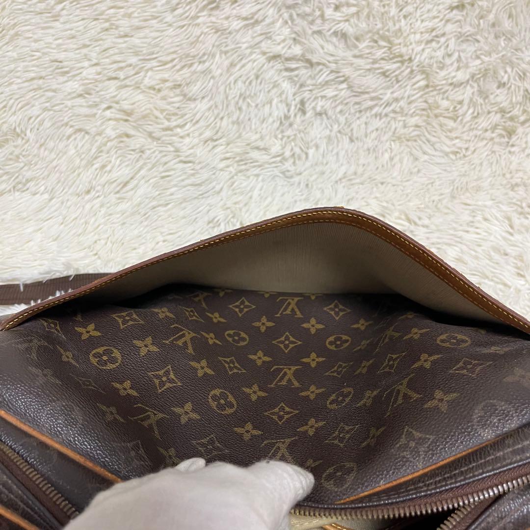Louis Vuitton メッセンジャーバッグ リポーター　SP1021