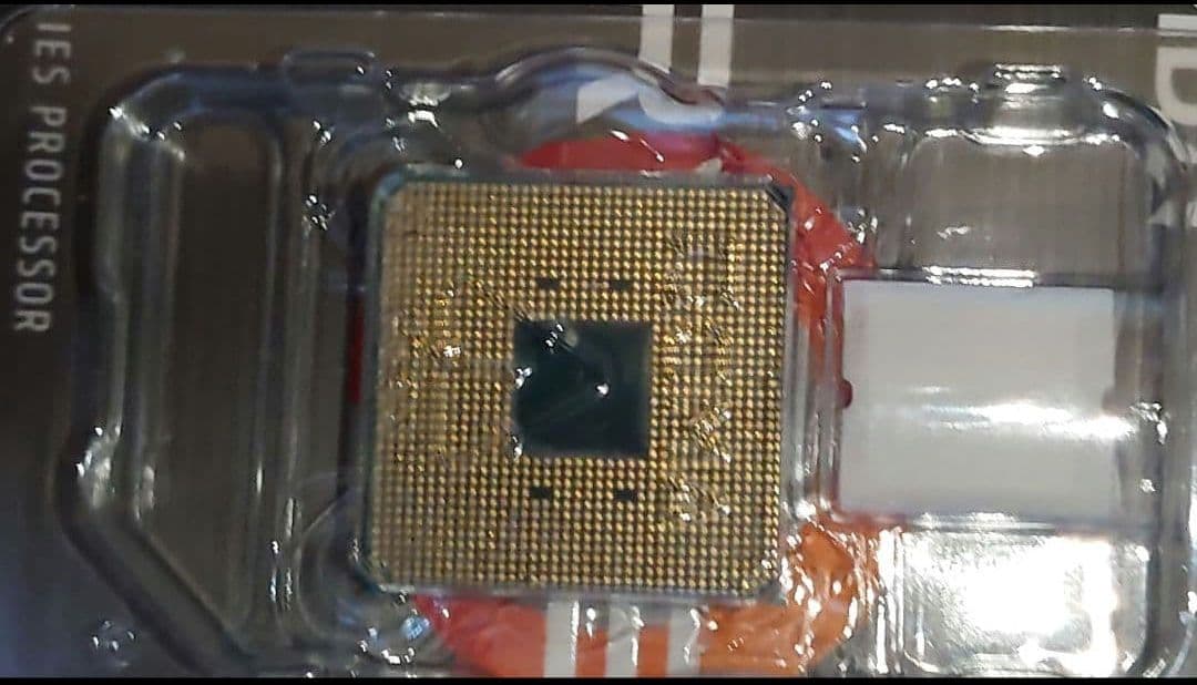 AMD Ryzen 7 5700X BOX 中古動作品 ※ピン折れ修正品