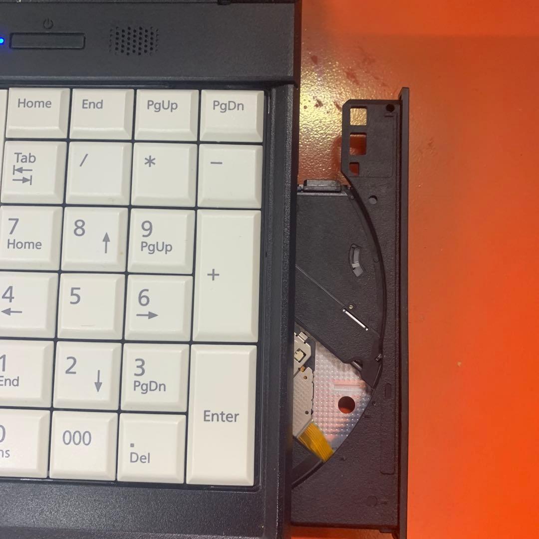 富士通 爆速SSDノートパソコン Windows 11 美品Core i5