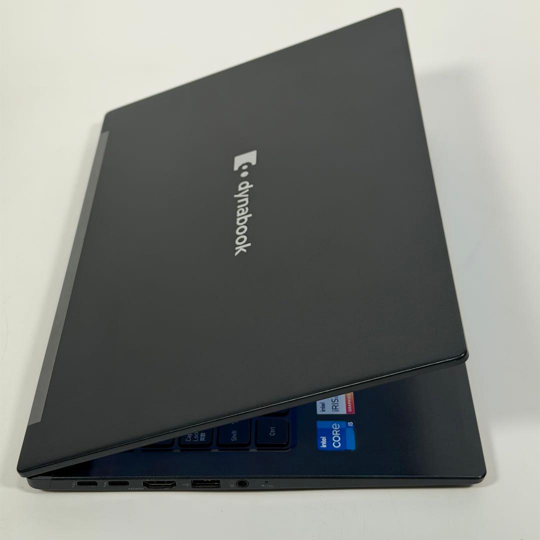 02.G83/HU 超軽量 i5-11世代 16G512G Office2024