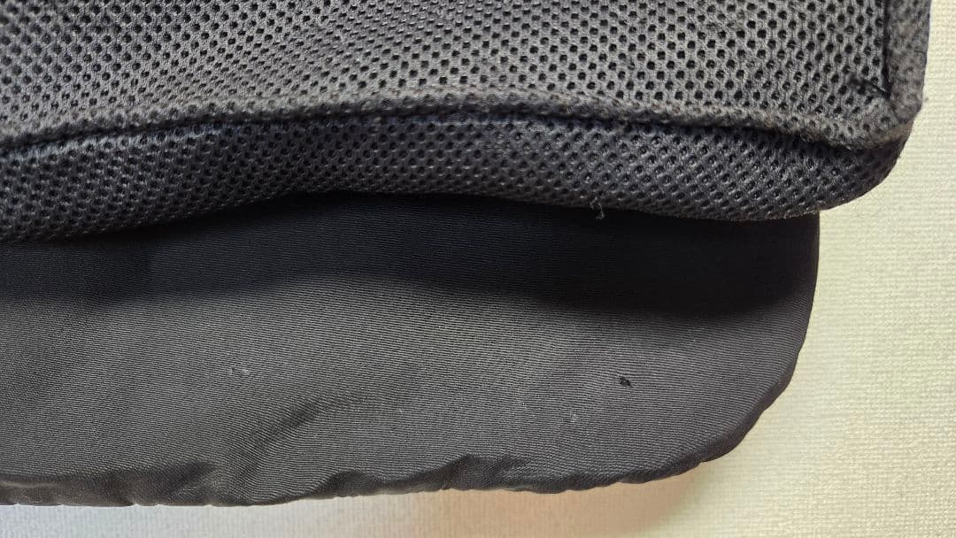 Hender Scheme ヘルメットバック