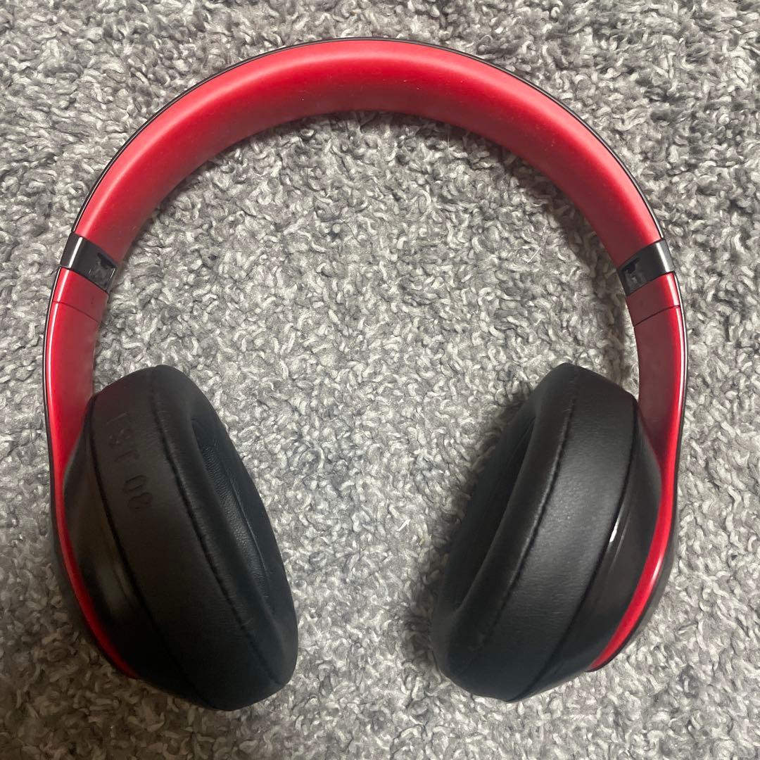 Beats ワイヤレスヘッドホン ブラック/レッド