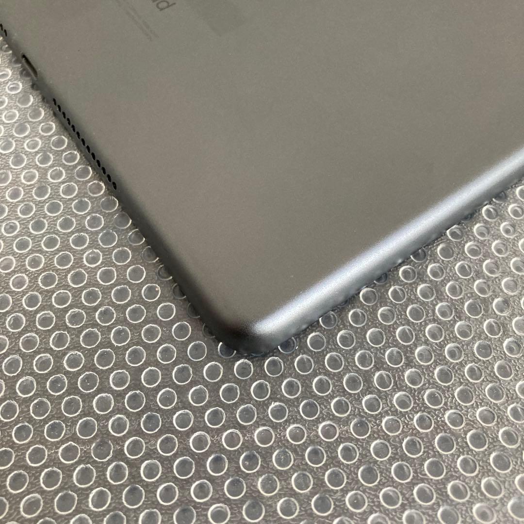 3265【早い者勝ち】iPad7 第7世代 32GB WIFIモデル☆