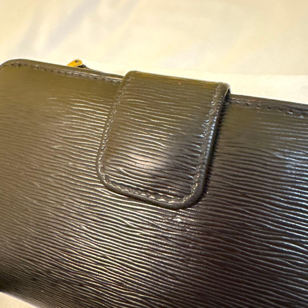 PRADA 二つ折り財布　1M1225