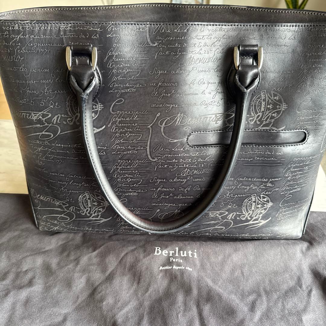 たかひろっちBerluti ブラックレザー トートバッグ