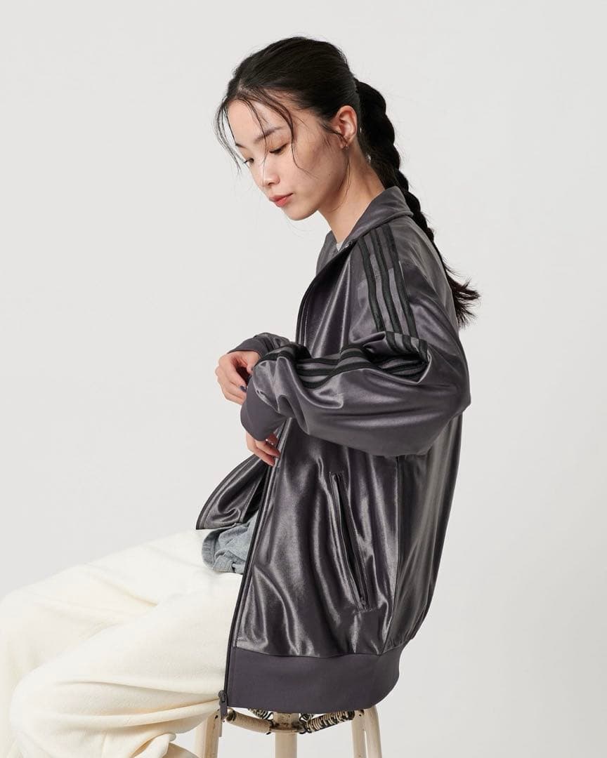 adidas Originals ファイヤーバード メタリックトラックトップ