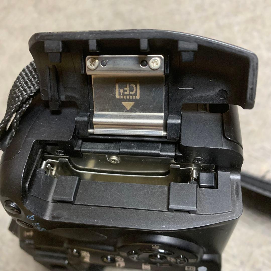 K894 Canon 一眼レフカメラ EOS Kiss Digital X