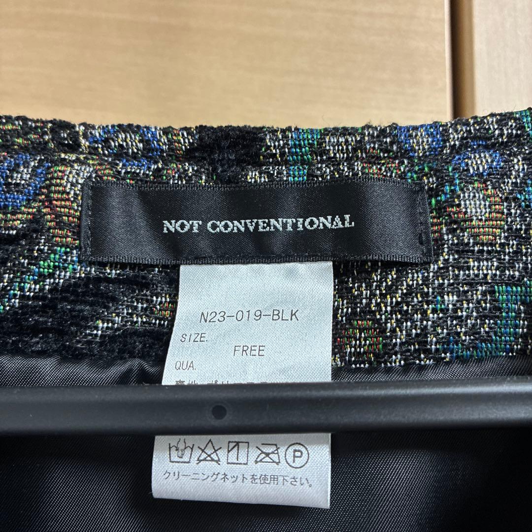 【土日限定値下げ】NOT CONVENTIONAL ペイズリー柄ベスト