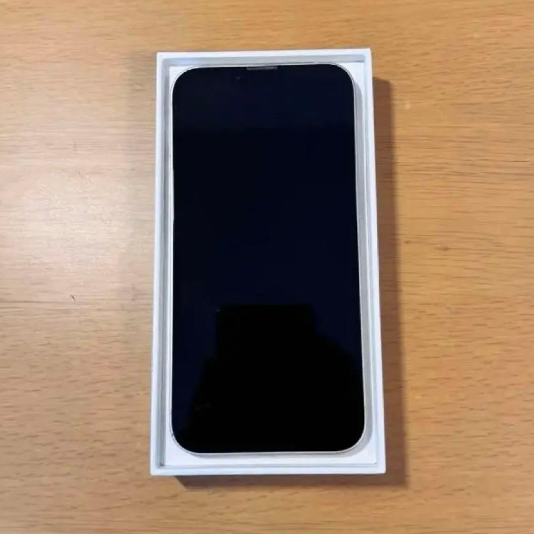 iPhone13 128gb スターライト