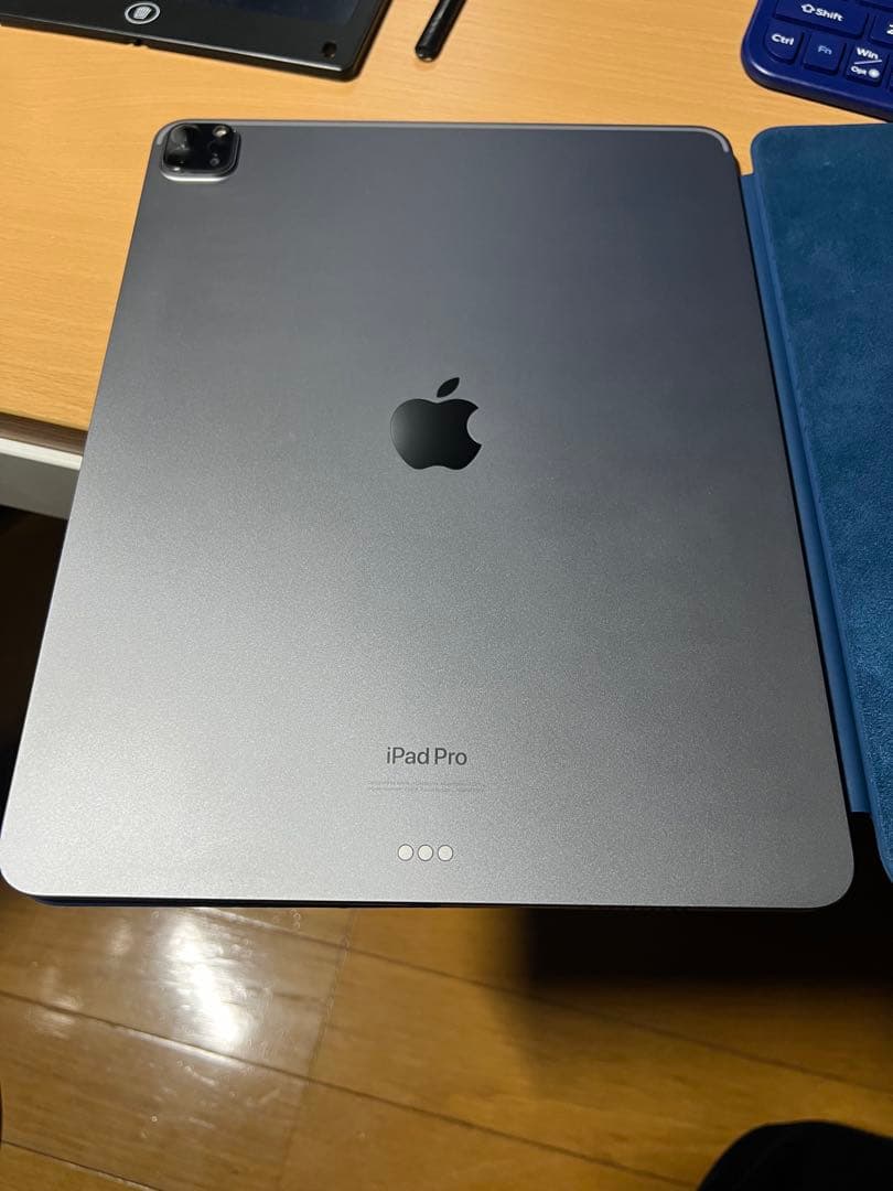 iPad Pro 12.9インチ(第6世代)