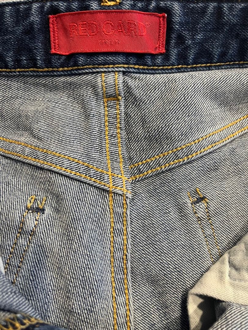 レッドカード　カーブデニム　サイズ25