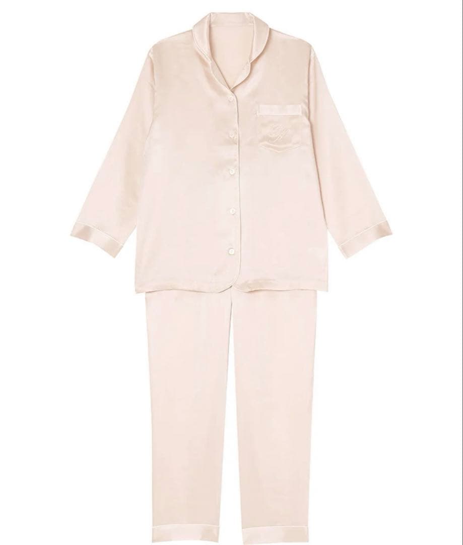 ワコール　睡眠科学　シルク100%パジャマ