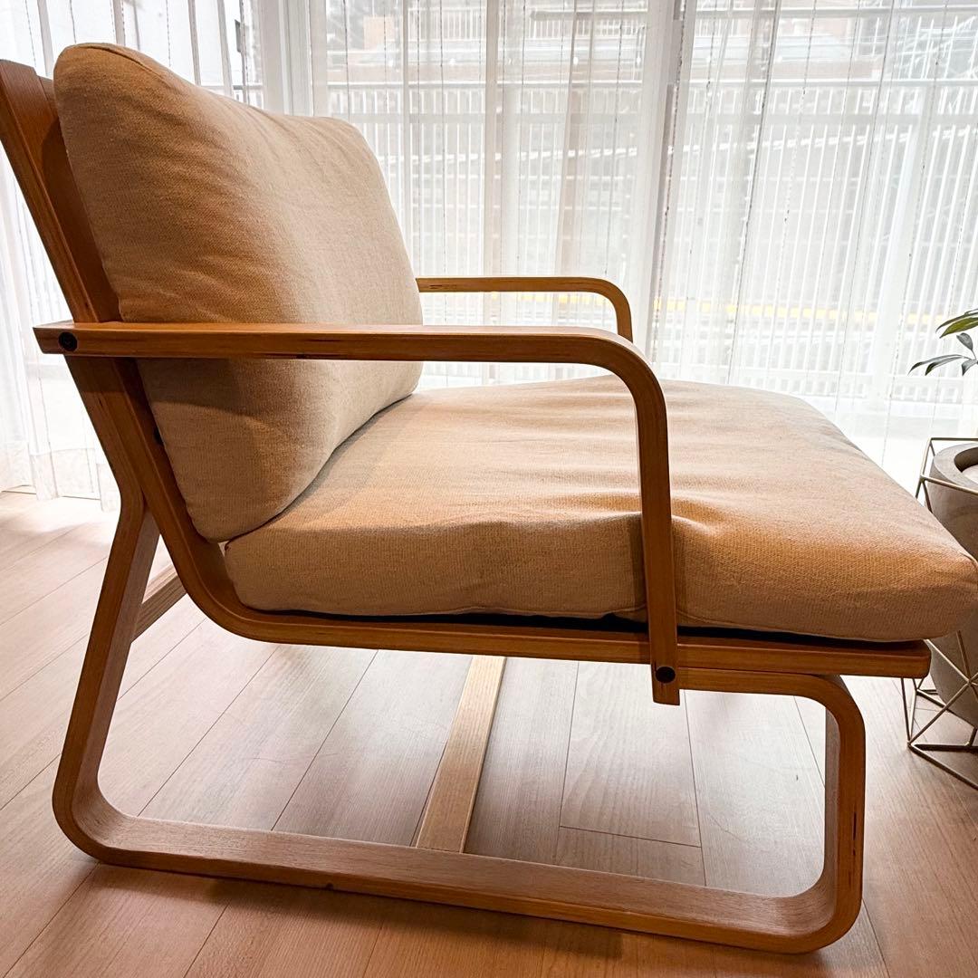 無印良品　リビングでもダイニングでもつかえるソファチェア