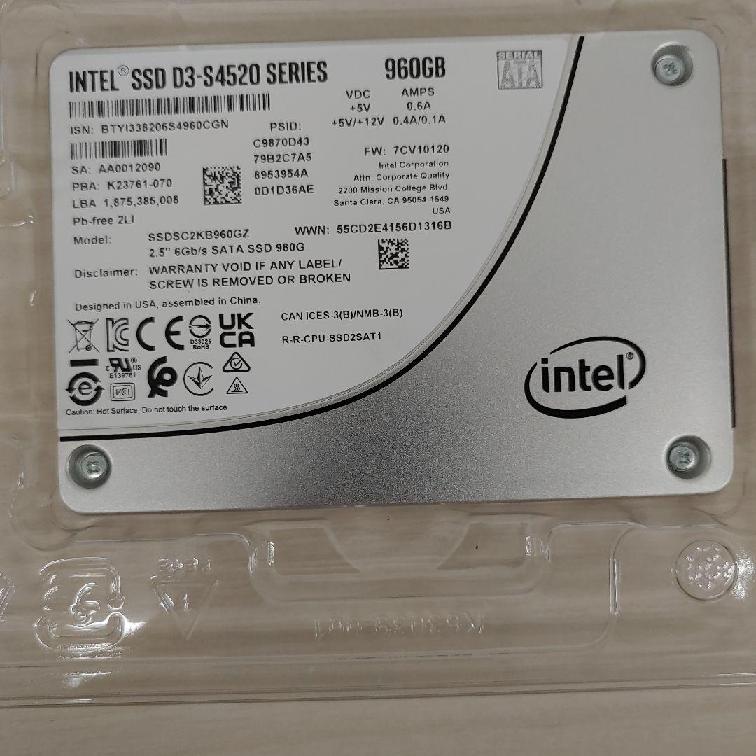 Intel D3-S4520 960 GB ソリッドステートドライブ