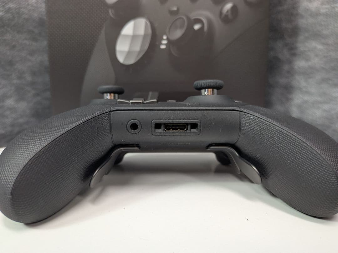 極美品 Xbox Elite ワイヤレスコントローラー Series 2