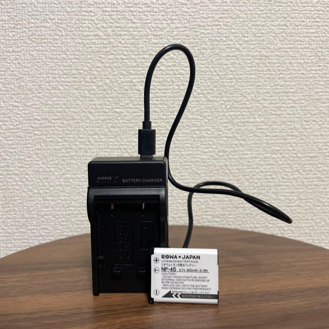 【オールドコンデジ】 FUJIFILM FinePix Z100fd