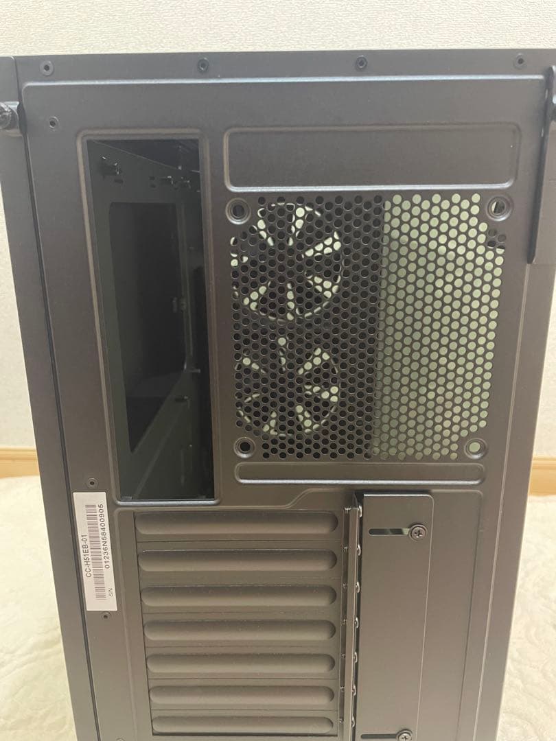 ブラックPCケース 透明サイドパネル付き