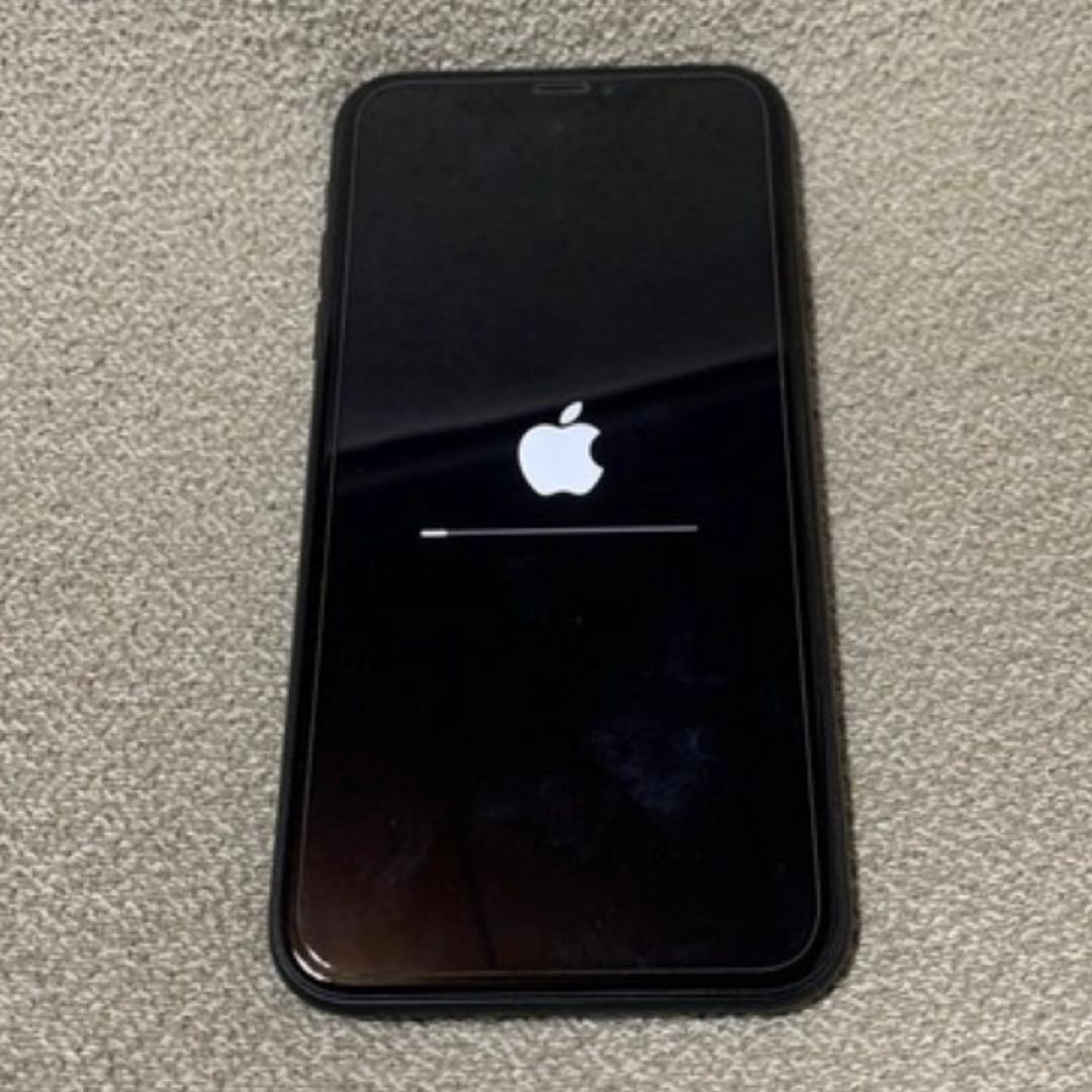 iPhone XR 本体　ブラック 64GB