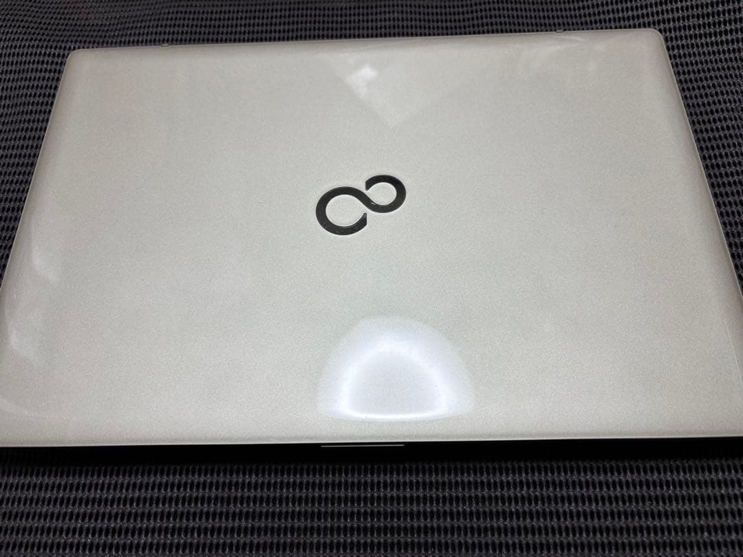 【SSDメモリーなし】LIFEBOOK AH45/B3 i3-7130