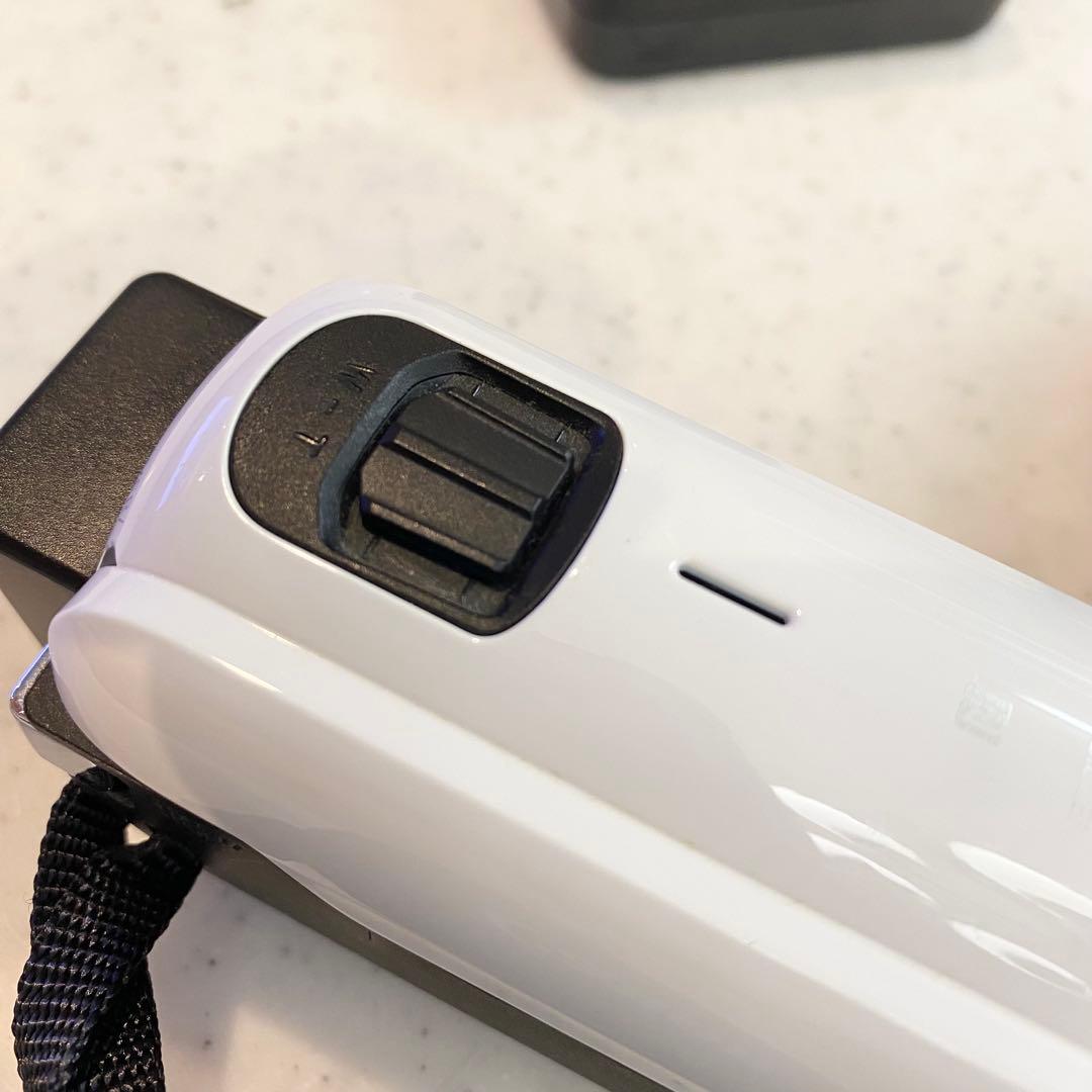 早い者勝ち！Canonキャノン ivis HF R62 ビデオカメラ希少ホワイト