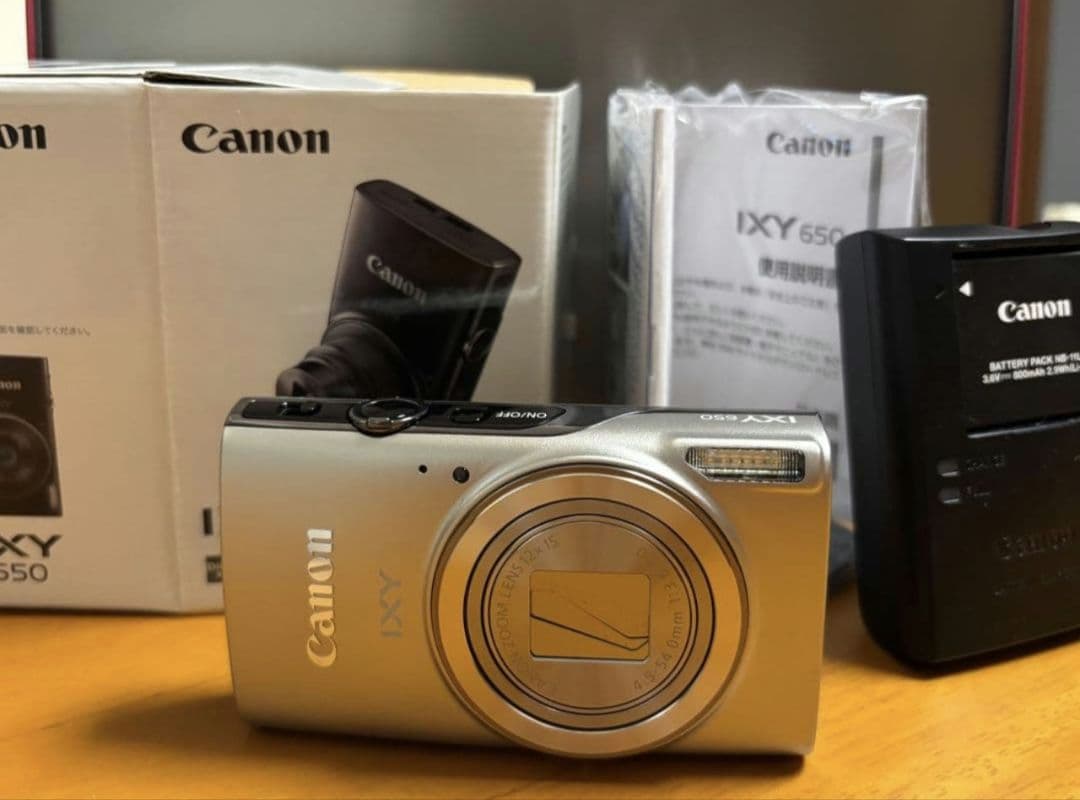 【超美品】ixy 650 Canon デジタルカメラ　SDカード付き IXY