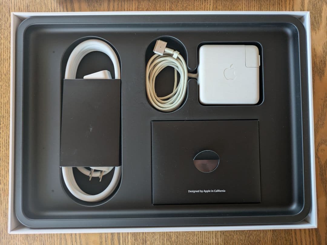 MacBook本体 Apple Macbook Pro 13 inch Late 2013