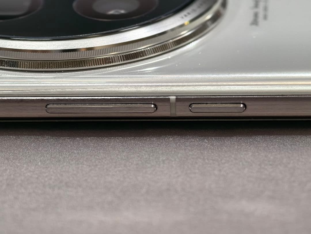 vivo X100 Ultra 12GB/256GB チタンカラー