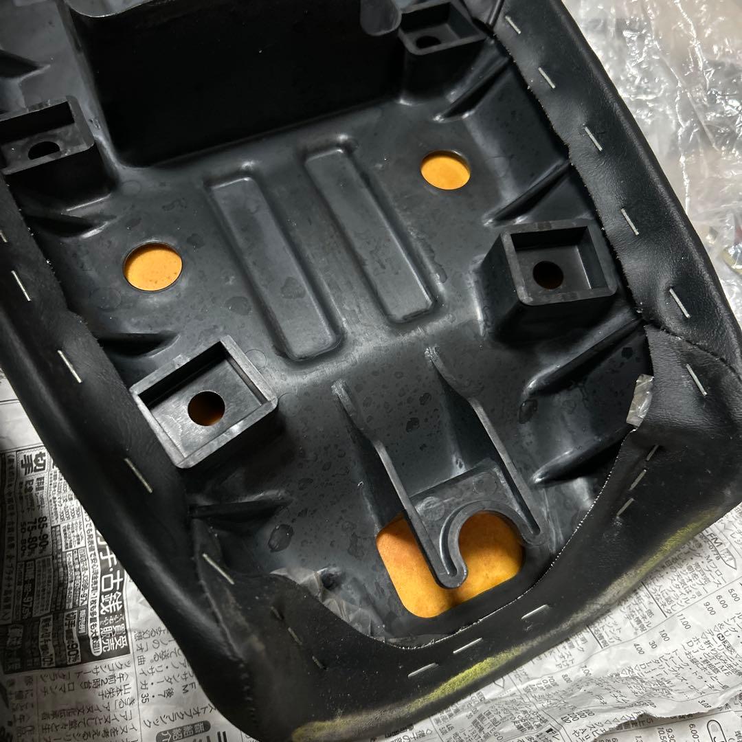 エイプ50 キャブ車　純正シート