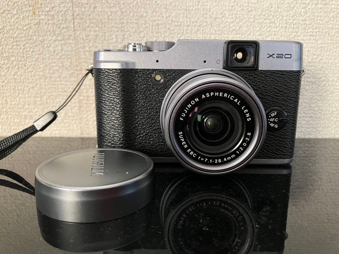 Fujifilm X20 コンパクトデジタルカメラ