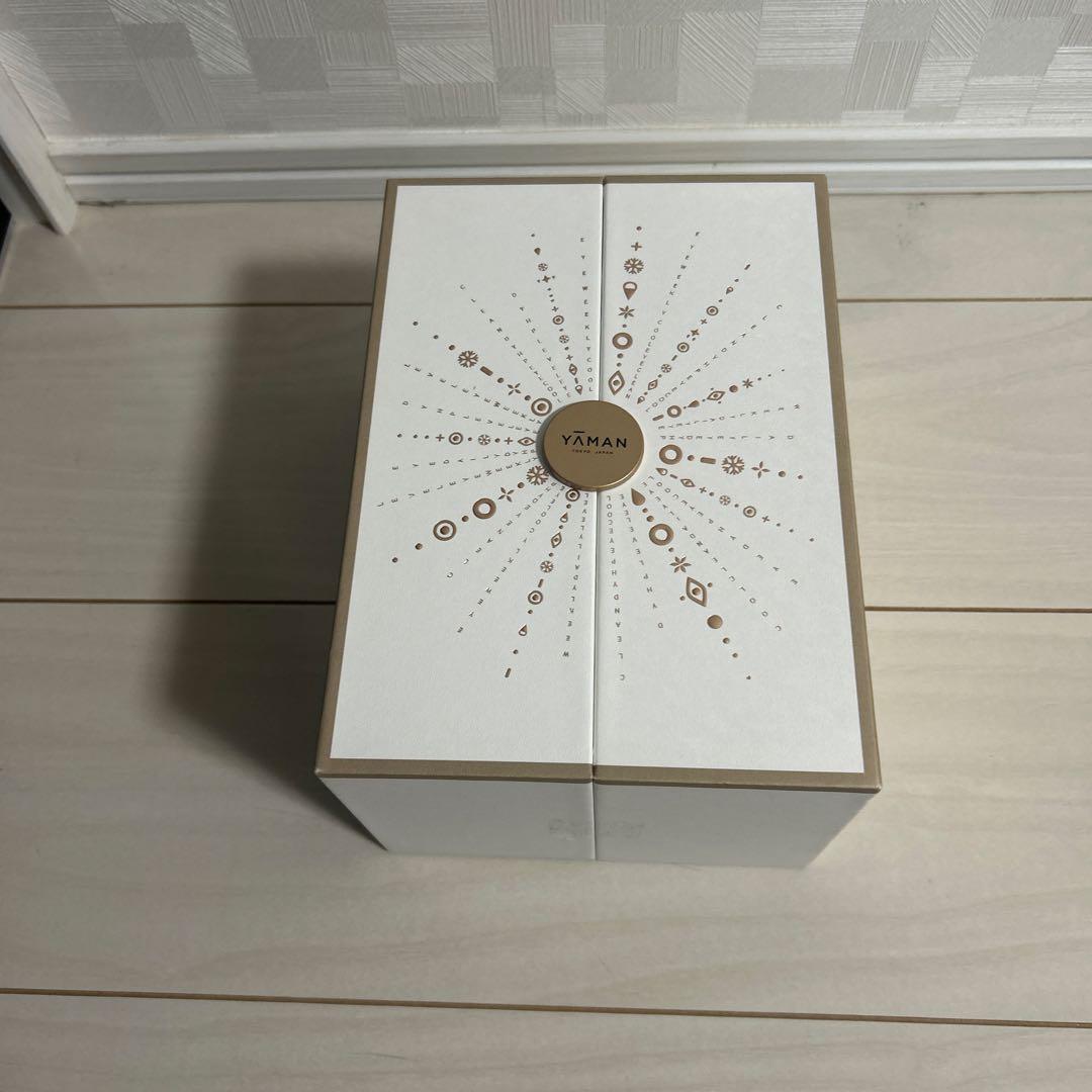 YAMAN 美顔器 ゴールドM18