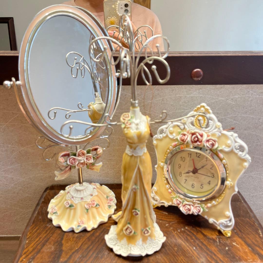ゴージャス　インテリア　3点セット　アンティーク　ミラー　置き時計　デイジー