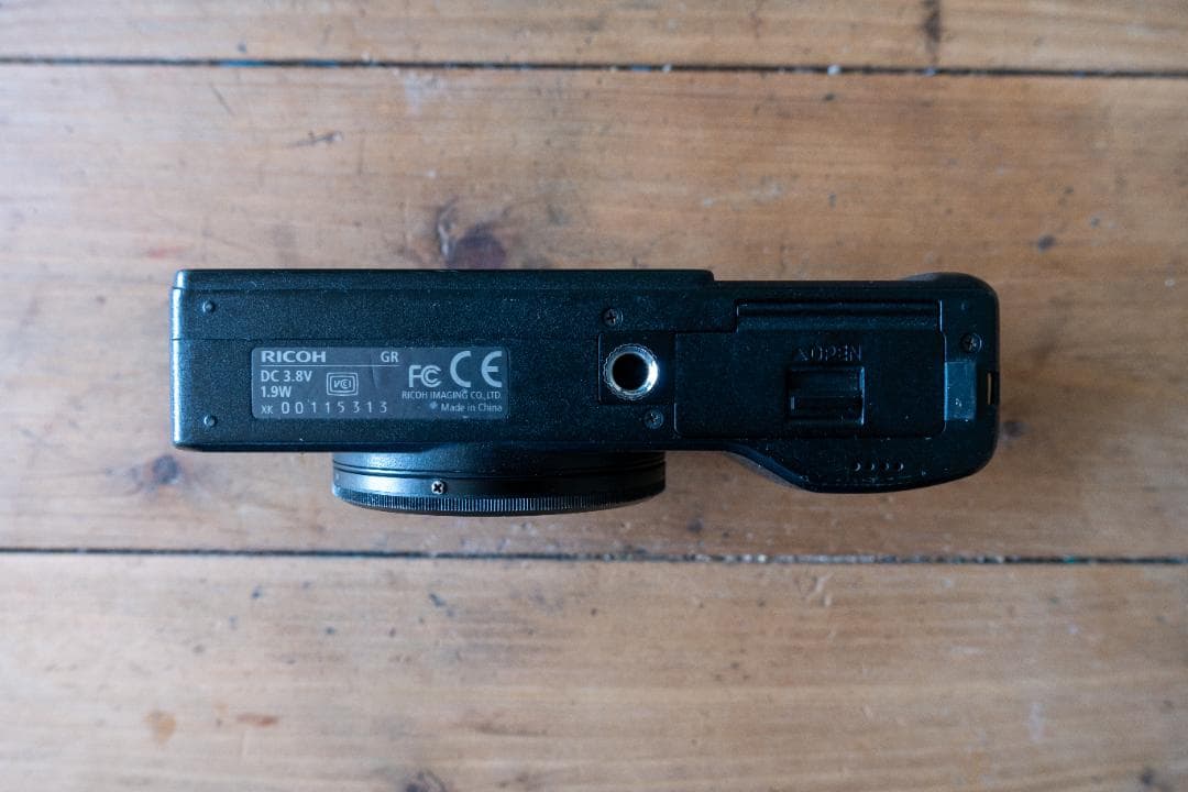 【良品】 リコー GR APS-C 初代 (2013モデル) おまけ多数 修理済