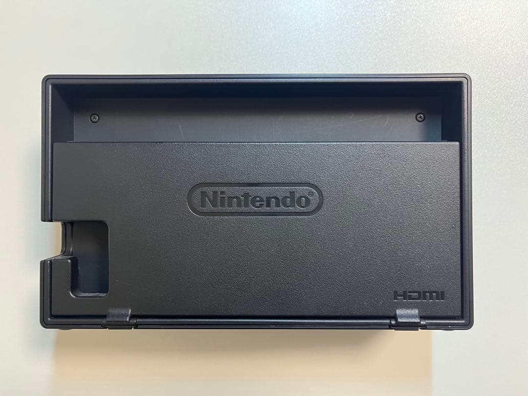 美品Nintendo Switch ブラック 本体 付属品あり 箱無し