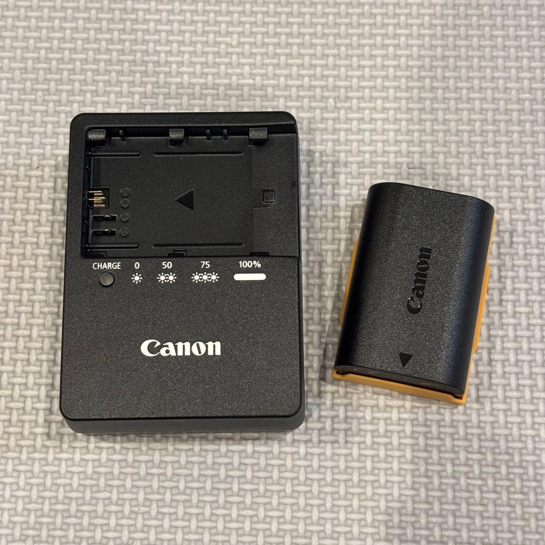 【極美品】Canon EOS 90D ボディ　ショット数2000未満